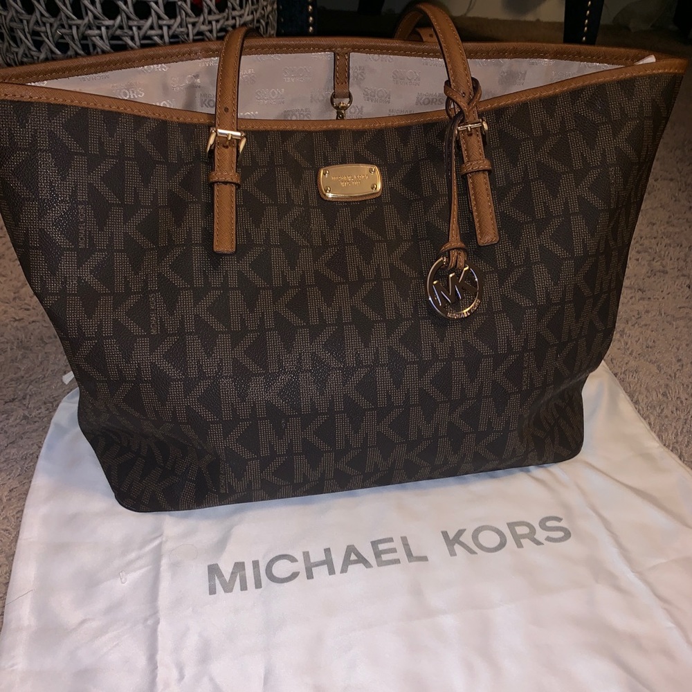 Michael Kors Jet Set travel tote Authentic